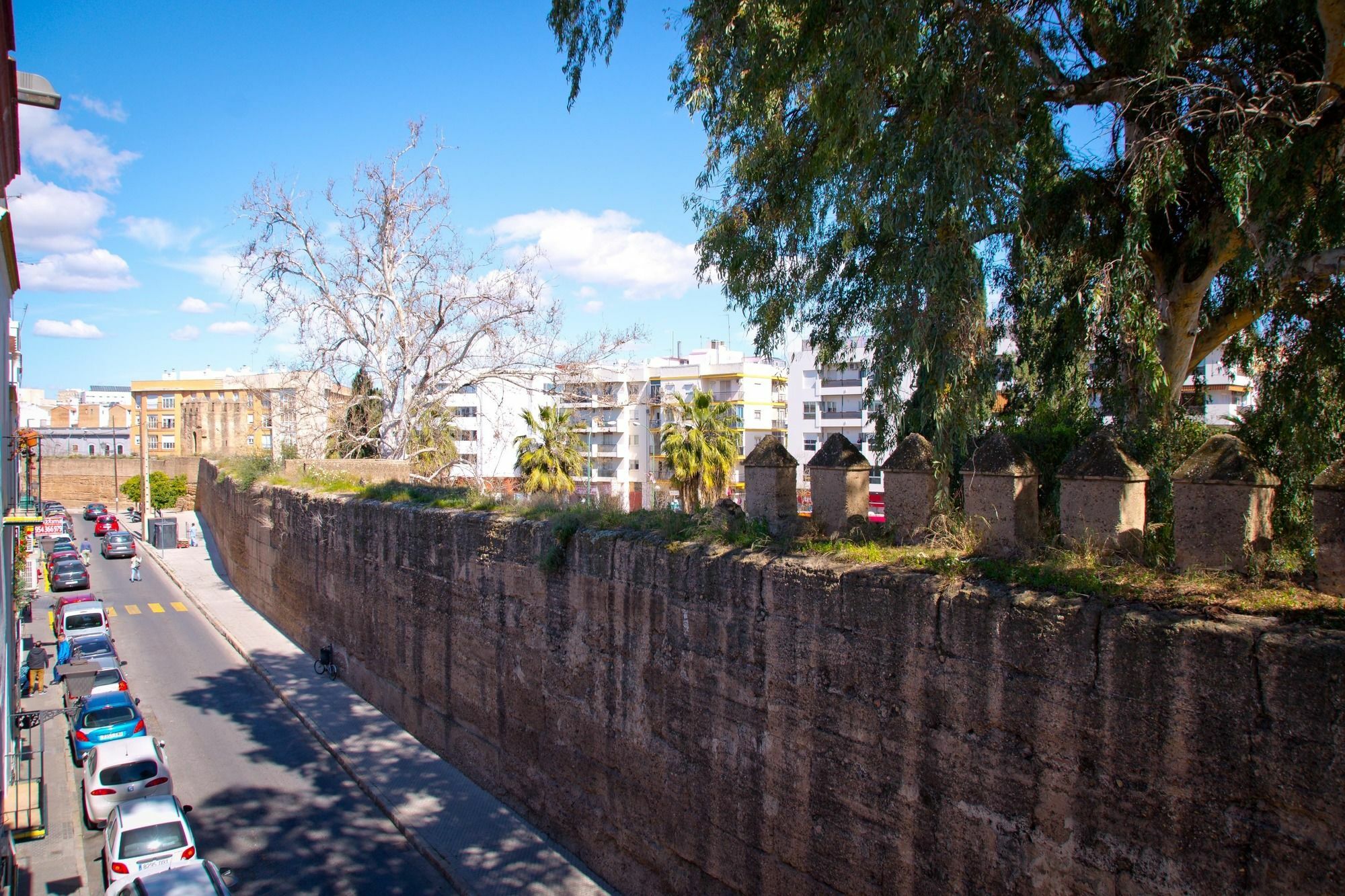 Hostal La Muralla Seville Exterior photo